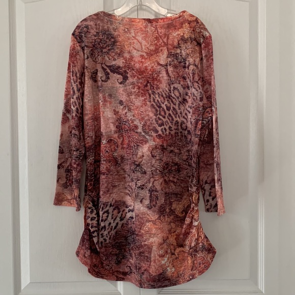 Northern Reflections dressy top with tiny bling - Picture 2 of 11